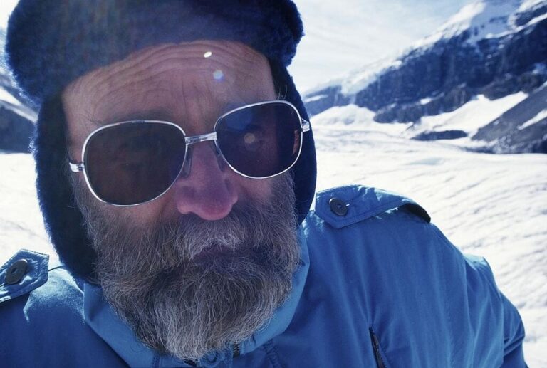 9 Best Glacier Glasses for High Altitudes Outdoorfilming Outdoor